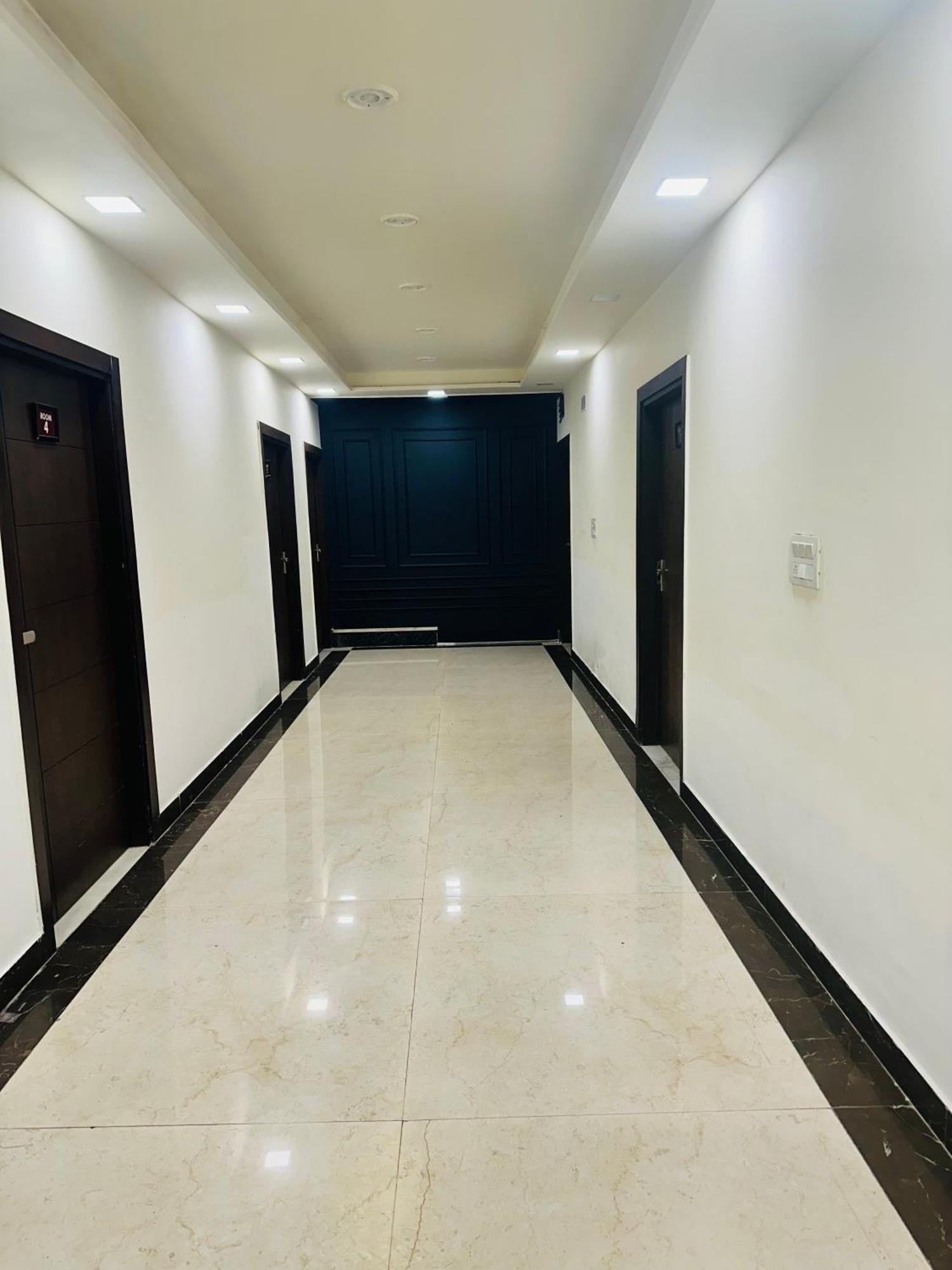 Taj Castle A Boutique Homestay アーグラ エクステリア 写真